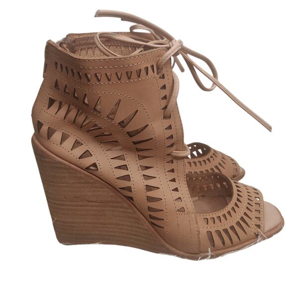 Tan Vintage Y2K peep toe Jeffrey Cambell wedge sz 6 - Picture 3 of 7